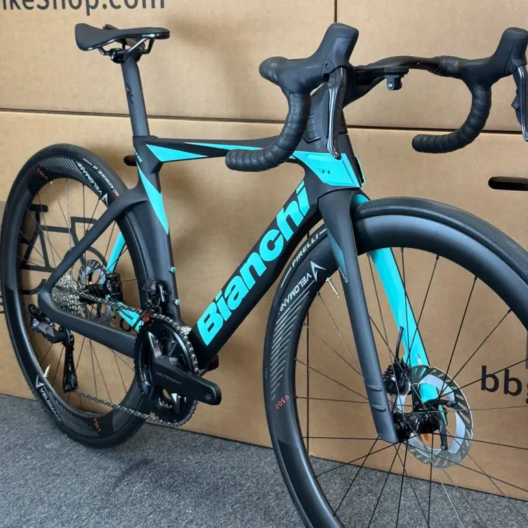 Used Bianchi Bianchi Oltre Pro Ultegra Di2 12-Speed Carbon Road Bike-2024 47cm 2024 Road & Gravel, Black — image 3 of 11