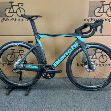 Used Bianchi Oltre Pro Ultegra Di2 12-Speed Carbon Road Bike-2024 (55cm) 2024 Road & Gravel