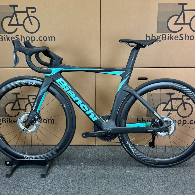 Bianchi Bianchi Oltre Pro Ultegra Di2 12-Speed Carbon Road
