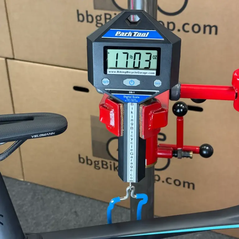 Used Bianchi Bianchi Oltre Pro Ultegra Di2 12-Speed Carbon Road Bike-2024 (50cm) 2024 Road & Gravel, Black — image 12 of 12