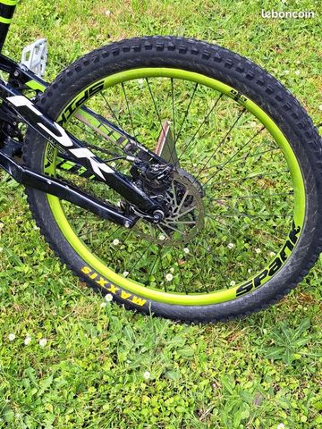 Used Specialized Status Shimano ZEE 2012 Mountainbike, Black, 26 — image 7 of 22