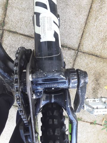 Used Specialized Status Shimano ZEE 2012 Mountainbike, Black, 26 — image 17 of 22