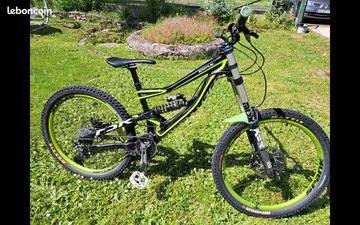 Used Specialized Status Shimano ZEE 2012 Mountainbike, Black, 26 — image 4 of 22
