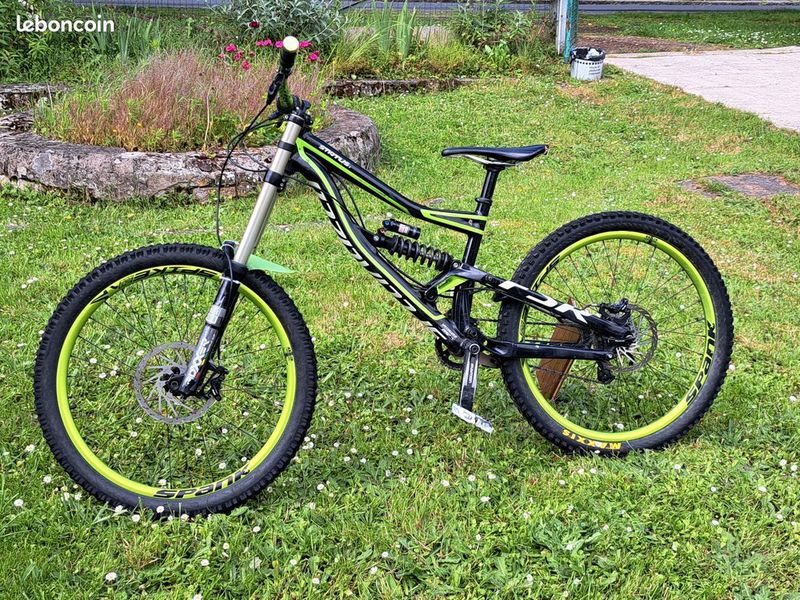 Gebrauchtes Specialized Status Shimano ZEE 2012 MTB