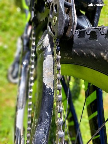Used Specialized Status Shimano ZEE 2012 Mountainbike, Black, 26 — image 22 of 22
