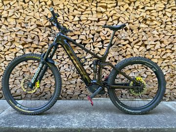 Trek Rail 9.7 Gen 2 2023 2023 Mountainbike usato, Viola — immagine 1 di 24