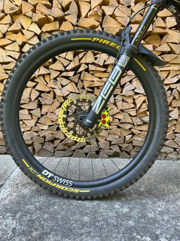 Trek Rail 9.7 Gen 2 2023 2023 Mountainbike usato, Viola — immagine 4 di 24