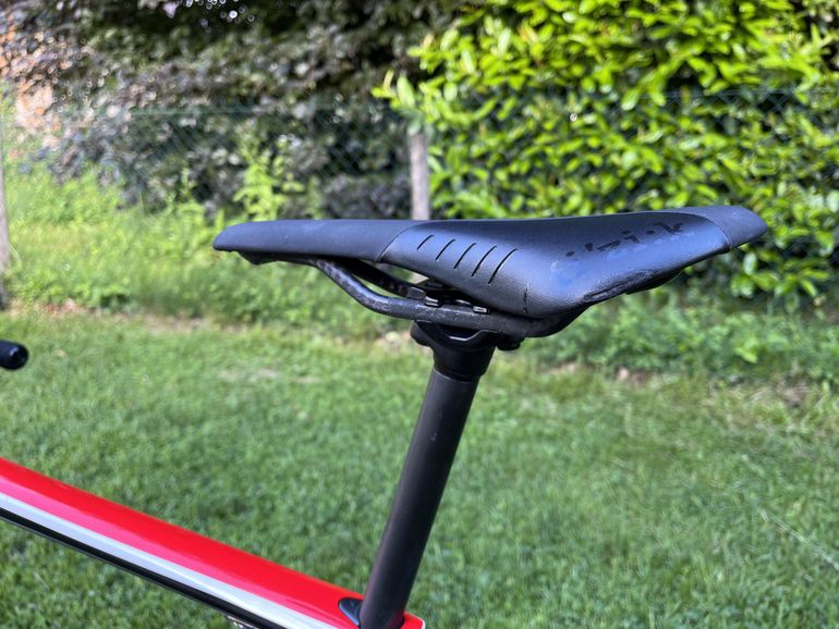 Used Cannondale Synapse Carbon 105 T 2014 Road & Gravel — image 11 of 13