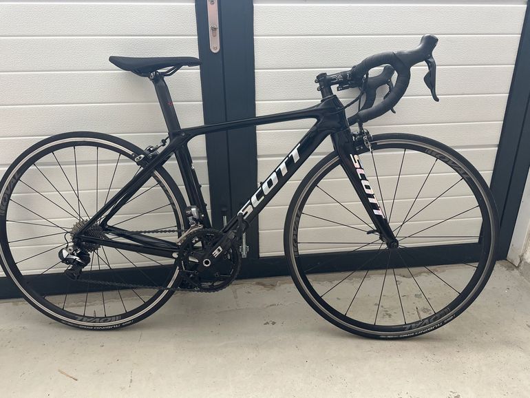 Used Scott Foil RC 2017 2017 Road & Gravel, Black — image 1 of 13