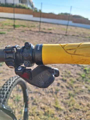 Used YT Industries Capra SRAM GX Eagle AXS 2023 Mountainbike, Red — image 3 of 11