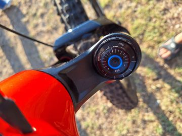 Used YT Industries Capra SRAM GX Eagle AXS 2023 Mountainbike, Red — image 7 of 11