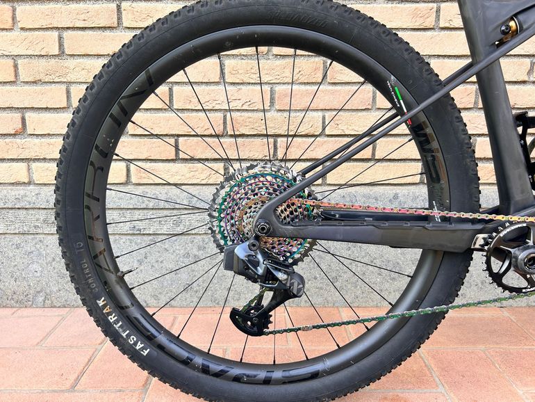 Used Trek SUPERCALIBER GEN. 1 2021 Mountainbike, Negro — image 3 of 13