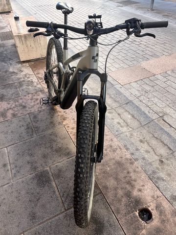 Brugt CUBE Stereo hybrid Shimano Deore LX 2023 Mountainbike — billede 6 af 6