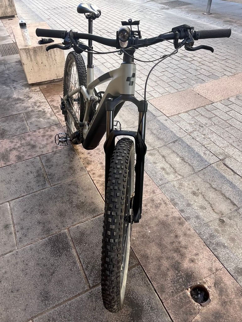 Brugt CUBE Stereo hybrid Shimano Deore LX 2023 Mountainbike — billede 6 af 6