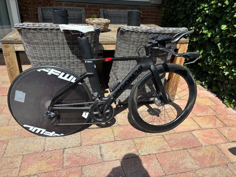 Argon18 E117 Shimano Ultegra Di2 2025