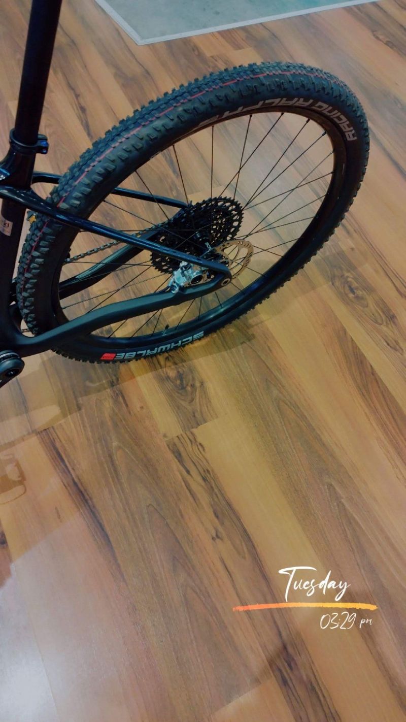 CUBE ELITE C:62, ONE 2024 2024 Mountainbike d'occasion — image 3 sur 3