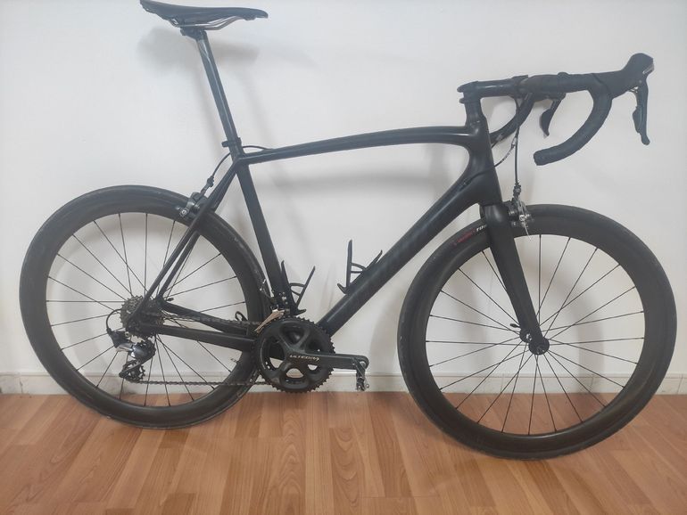 Used Specialized Tarmac Pro Race 2015 2015 Road & Gravel — image 1 of 5