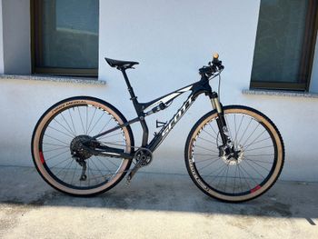 Scott, Spark 910
