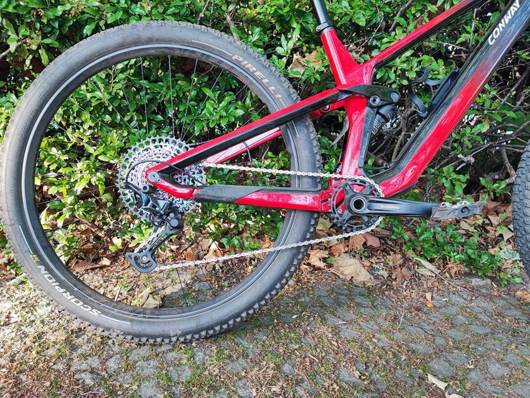 Gebrauchtes Conway Wme Shimano SLX 2022 Mountainbike, Rot — Bild 9 von 12