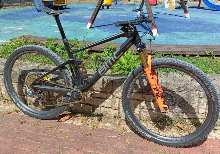 Used BMC Fourstroke 01 ONE 2020 2020 Mountainbike, Black, 29 — image 1 of 7
