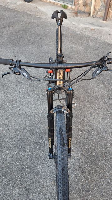 Použité BMC Fourstroke 01 LT | TWO 2022 2022 Mountainbike — obrázek 6 z 9