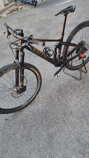 Použité BMC Fourstroke 01 LT | TWO 2022 2022 Mountainbike — obrázek 2 z 9