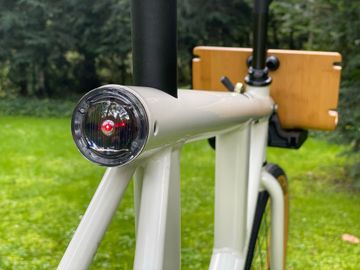 Used Vanmoof No. 5 2012 Road & Gravel, White — image 5 of 10