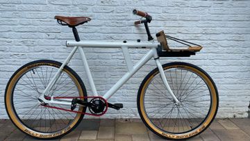 Used Vanmoof No. 5 2012 Road & Gravel, White — image 1 of 10