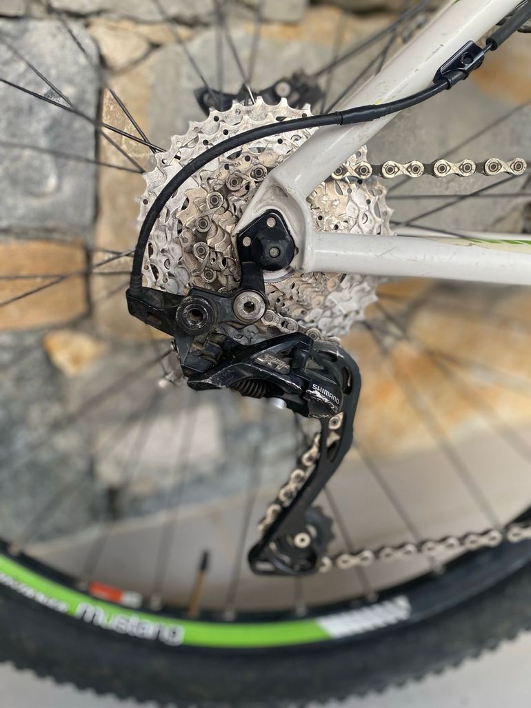 Used Trek Procaliber Shimano Deore XT 2020 Mountainbike, Green — image 3 of 7
