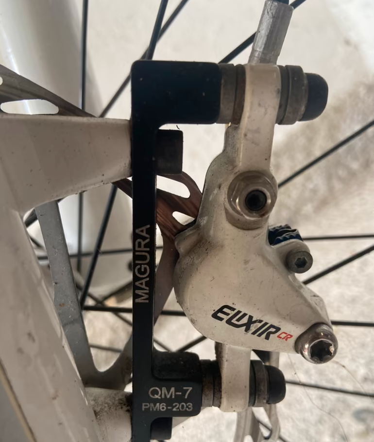 Used Mongoose Boot'r 2011 2012 Mountainbike, White, 26 — image 6 of 6