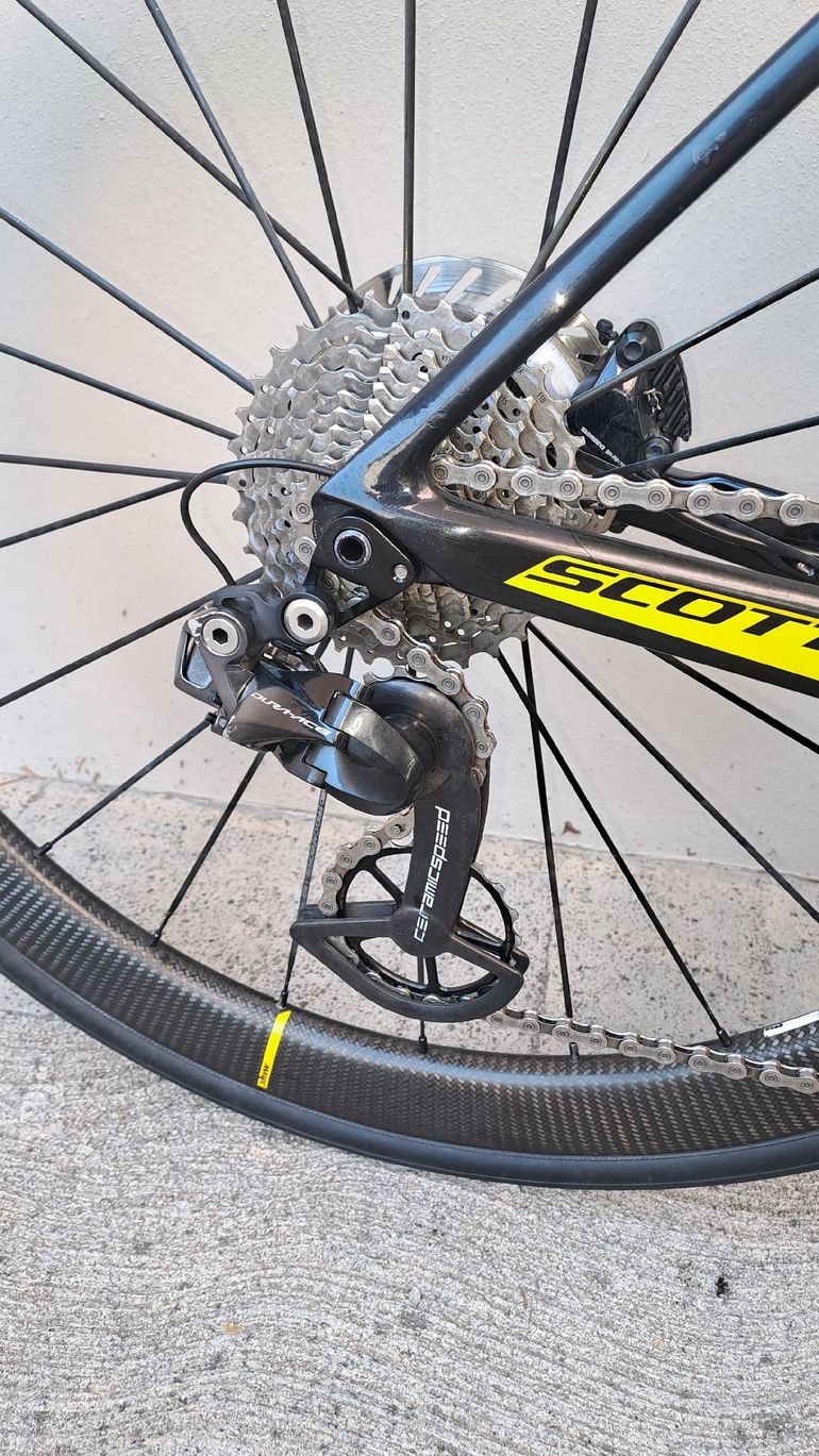 Used Scott Foil Premium disc 2019 2019 Road & Gravel — image 4 of 7