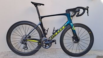 Used Scott Foil Premium disc 2019 2019 Racefiets & gravel