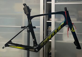 Used Scott Foil Premium disc 2019 Frameset 2019 Road & Gravel