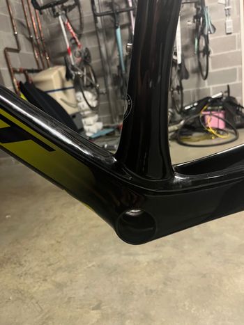 Used Scott Foil Premium disc 2019 Frameset 2019 Road & Gravel, Green — image 7 of 9