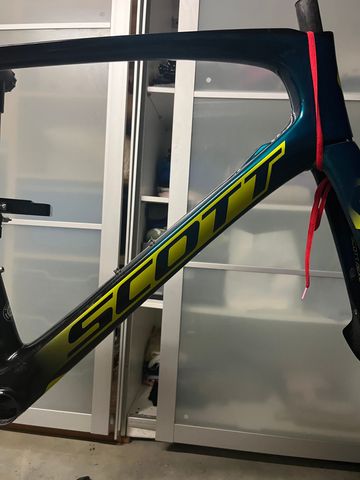 Used Scott Foil Premium disc 2019 Frameset 2019 Road & Gravel, Green — image 3 of 9