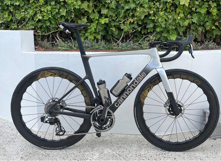 Used Cannondale SuperSix EVO Hi-MOD 1 2023 Road & Gravel, Light Gray — image 1 of 4
