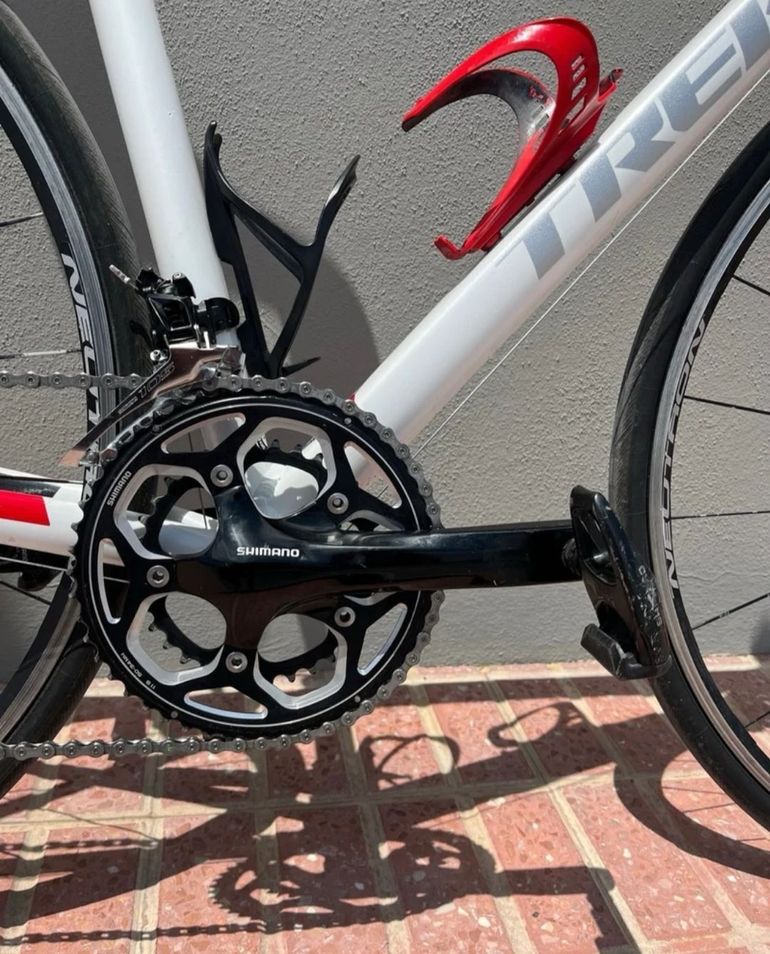 Used Trek 1.1 H2 Compact 2014 2014 Road & Gravel, White — image 3 of 5