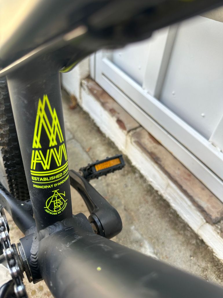 Used Commencal Meta AM 2016 Mountainbike, Black — image 7 of 9