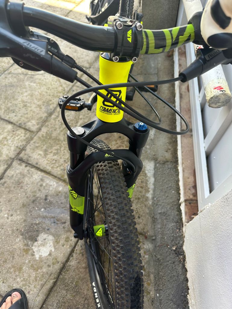 Used Commencal Meta AM 2016 Mountainbike, Black — image 4 of 9