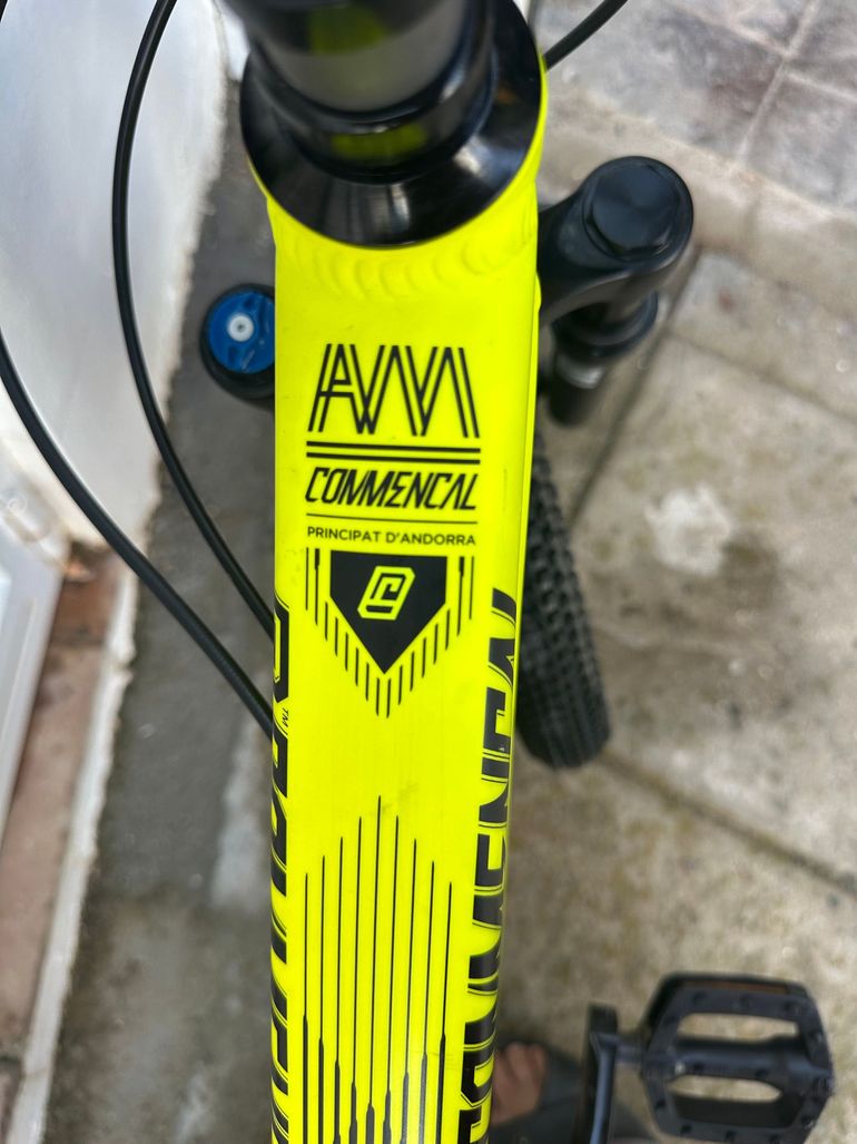 Used Commencal Meta AM 2016 Mountainbike, Black — image 6 of 9