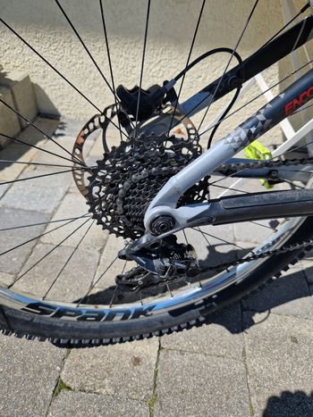 Used Bergamont Encore 9.0 2015 Mountainbike, Light Gray — image 10 of 18