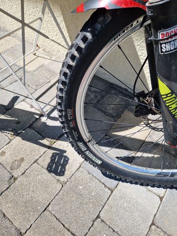 Used Bergamont Encore 9.0 2015 Mountainbike, Light Gray — image 8 of 18
