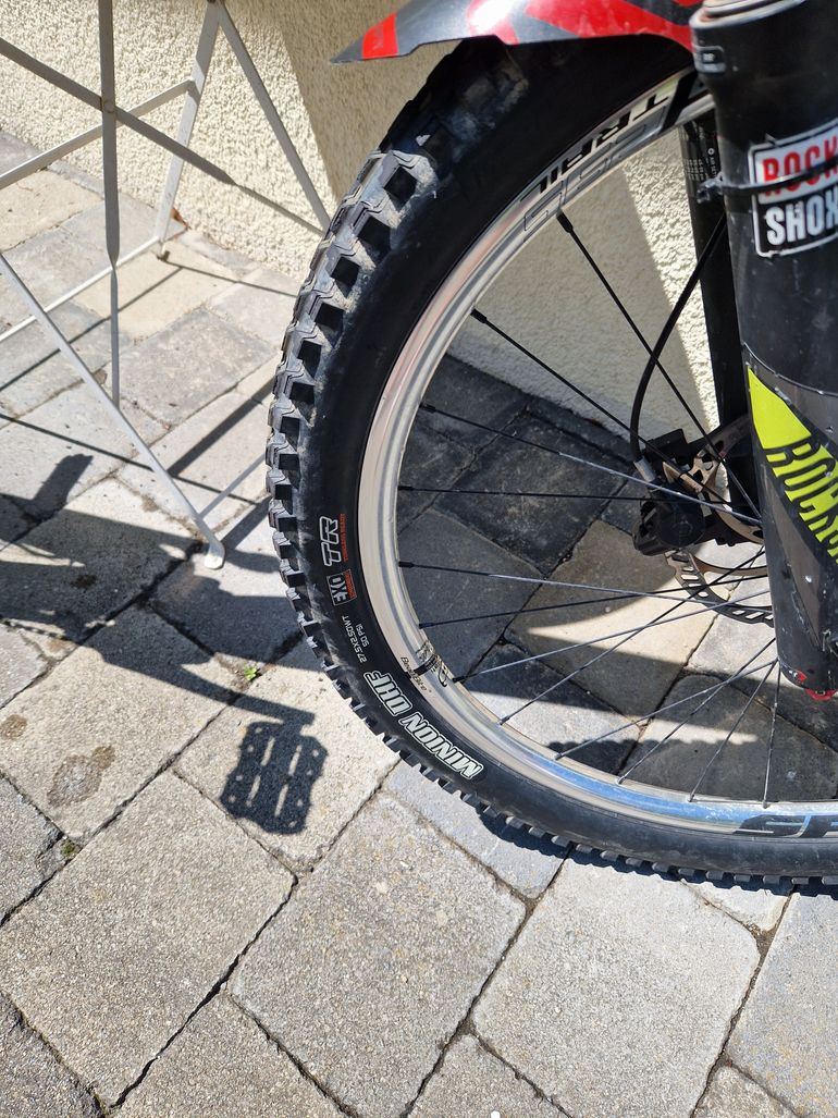 Used Bergamont Encore 9.0 2015 Mountainbike, Light Gray — image 8 of 18