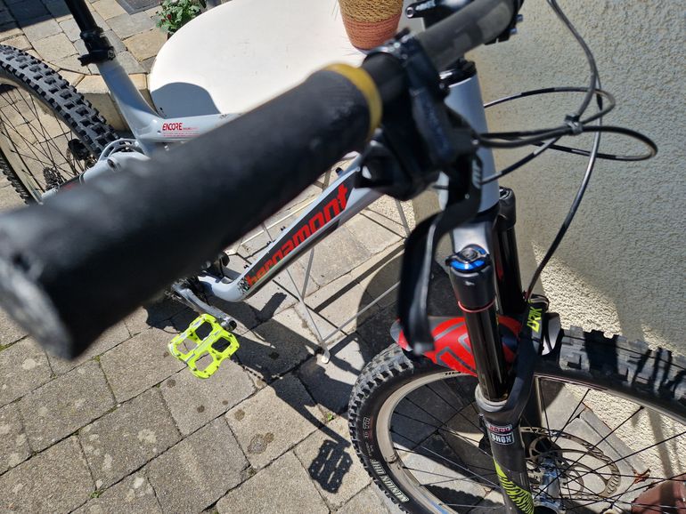 Used Bergamont Encore 9.0 2015 Mountainbike, Light Gray — image 7 of 18