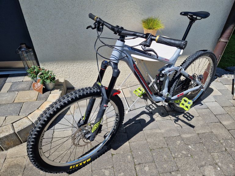 Used Bergamont Encore 9.0 2015 Mountainbike, Light Gray — image 1 of 18