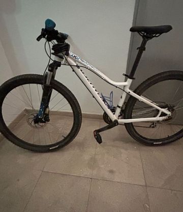 Used Specialized Lynx Mujer 2014 Mountainbike, White — image 1 of 4