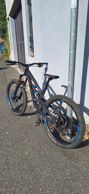 Tweedehands YT Industries Capra Shimano Deore XT 2019 Mountainbike — afbeelding 3 van 3