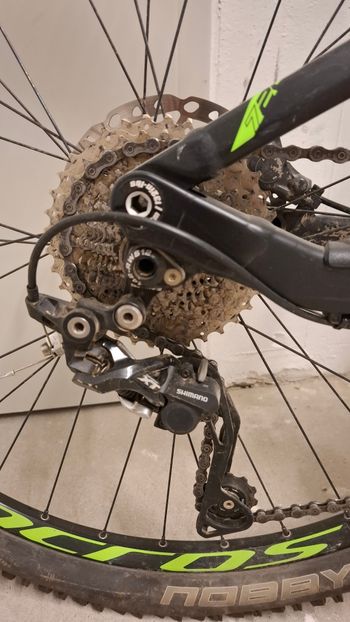 Used Scott Genius Shimano Deore XT 2017 Mountainbike, Schwarz — image 2 of 5