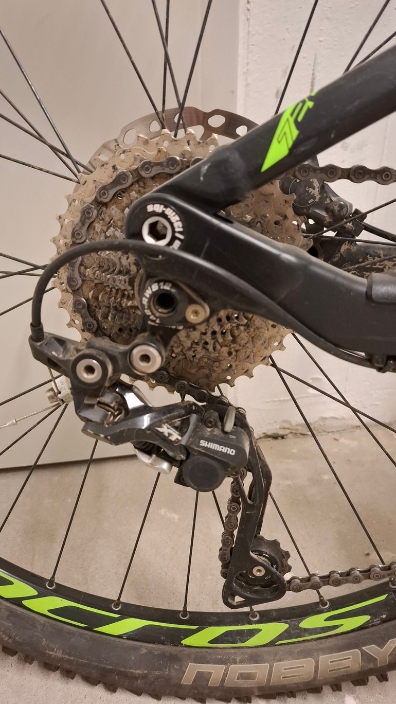 Used Scott Genius Shimano Deore XT 2017 Mountainbike, Schwarz — image 2 of 5