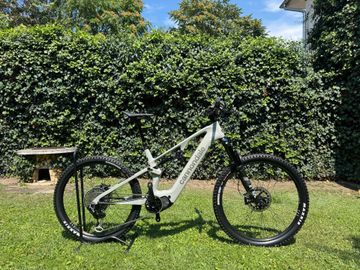 Gebrauchtes Cannondale Moterra SL 2024 Mountainbike, Hellgrau — Bild 1 von 5